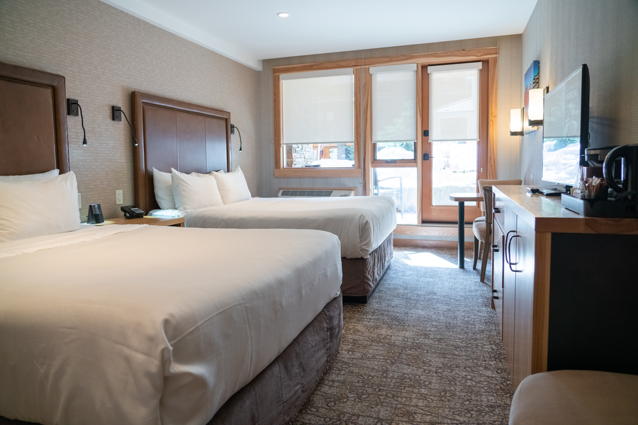 Standaard kamer met 2 queens bij Moose Hotel in Banff Canada