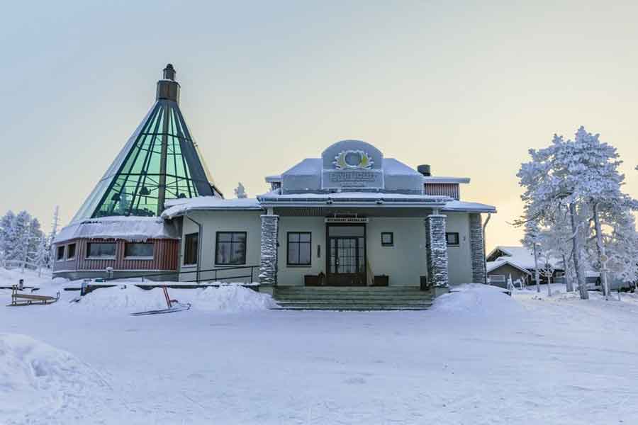 Hoofdgebouw voorzijde