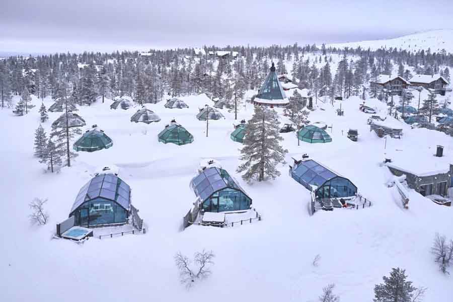 Overzicht over Igloos en hoofdgebouw