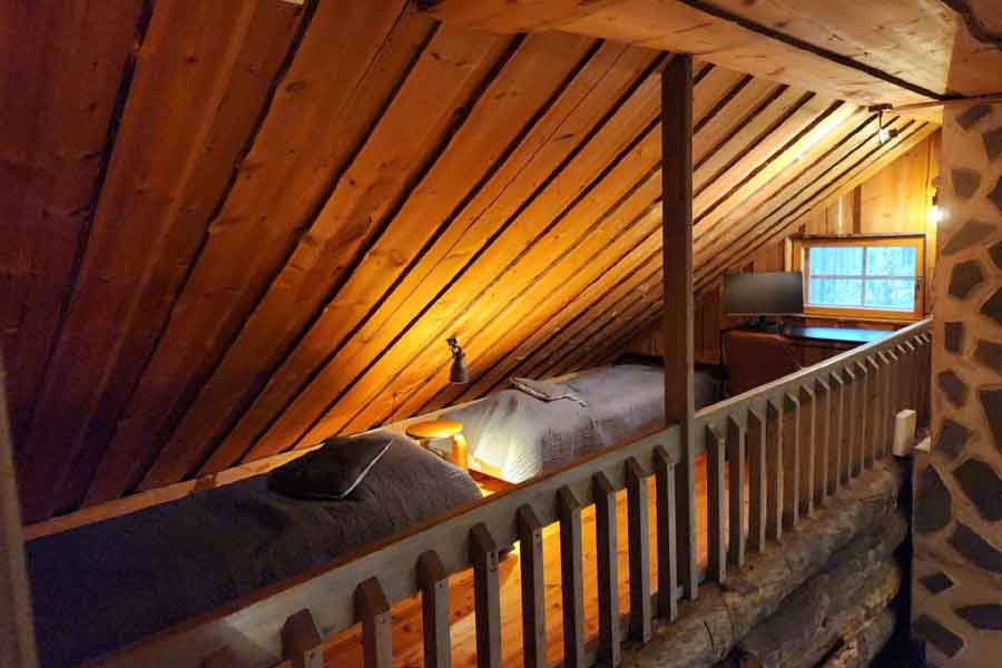 Loft met 2 bedden