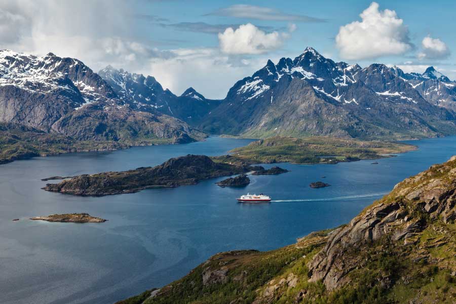 Hurtigruten reis Kirkenes - Bergen met BBI Travel