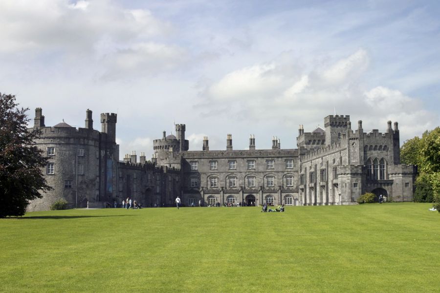 Kilkenny Castle autorondreis Ierland B&B’s