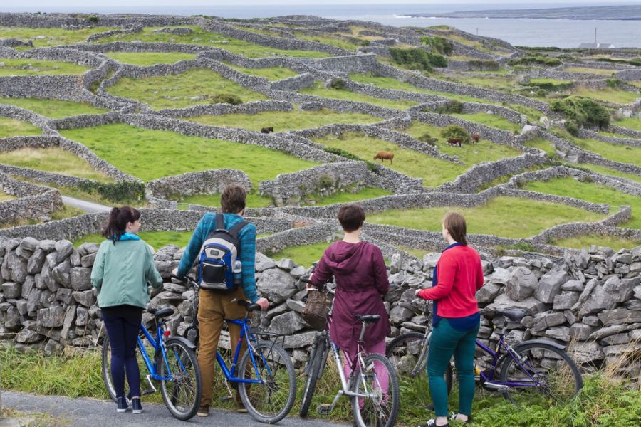 Aran Islands autorondreis Ierland Inns