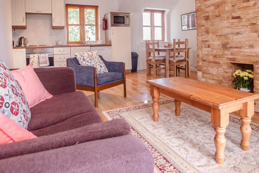 Burren Court Cottages, Ballyvaughan