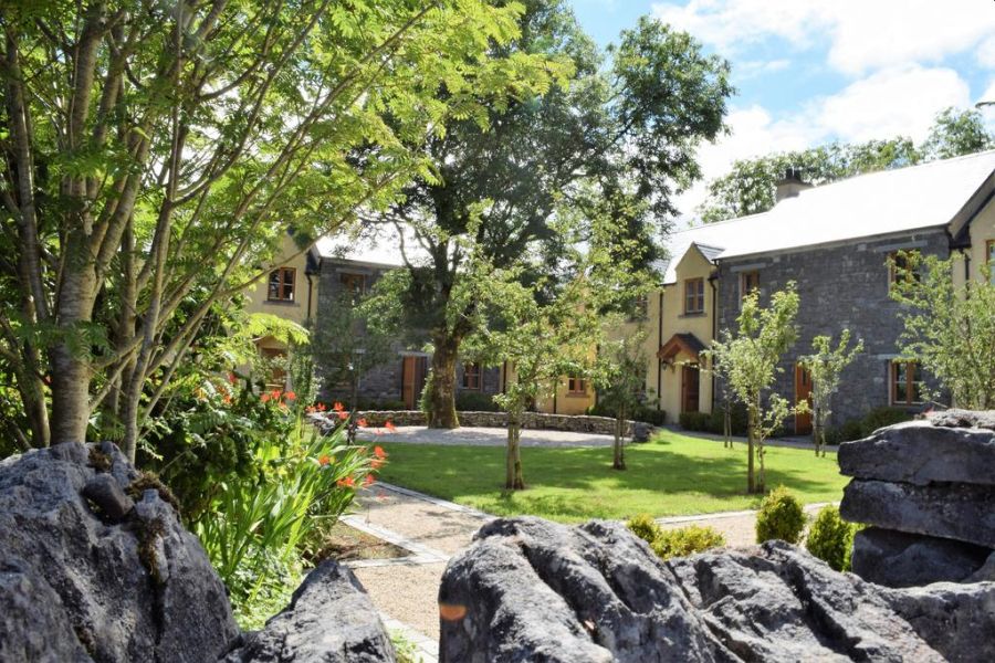 Burren Court Cottages, Ballyvaughan