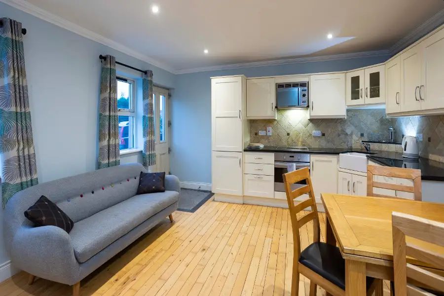 Schull Harbour Apartments - Schull