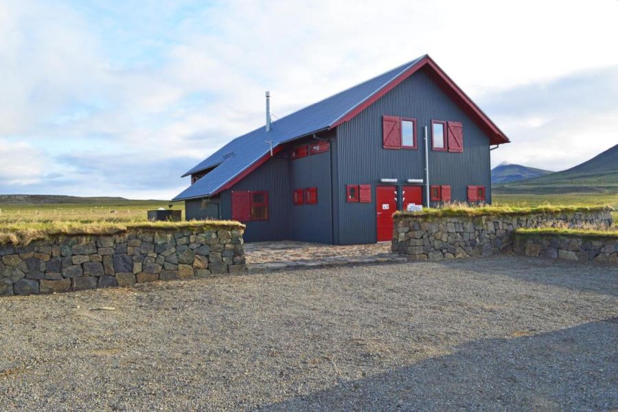 Laugarfell Highland Hostel, Laugarfell