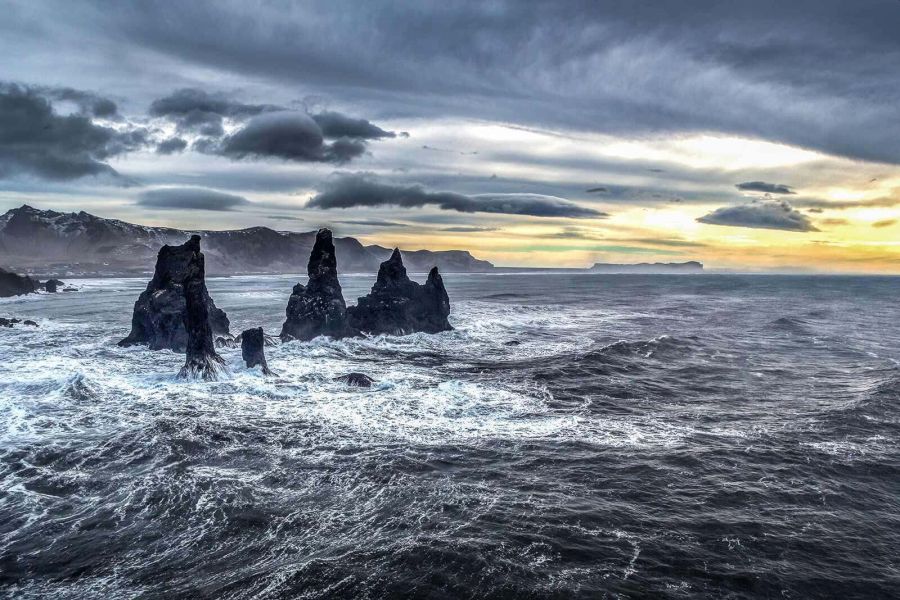 Vik Reynisdrangar Autorondreis IJsland