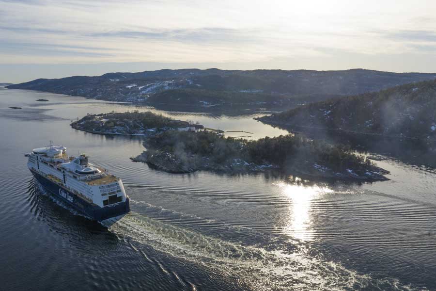 Color Magic in de besneeuwde Oslofjord