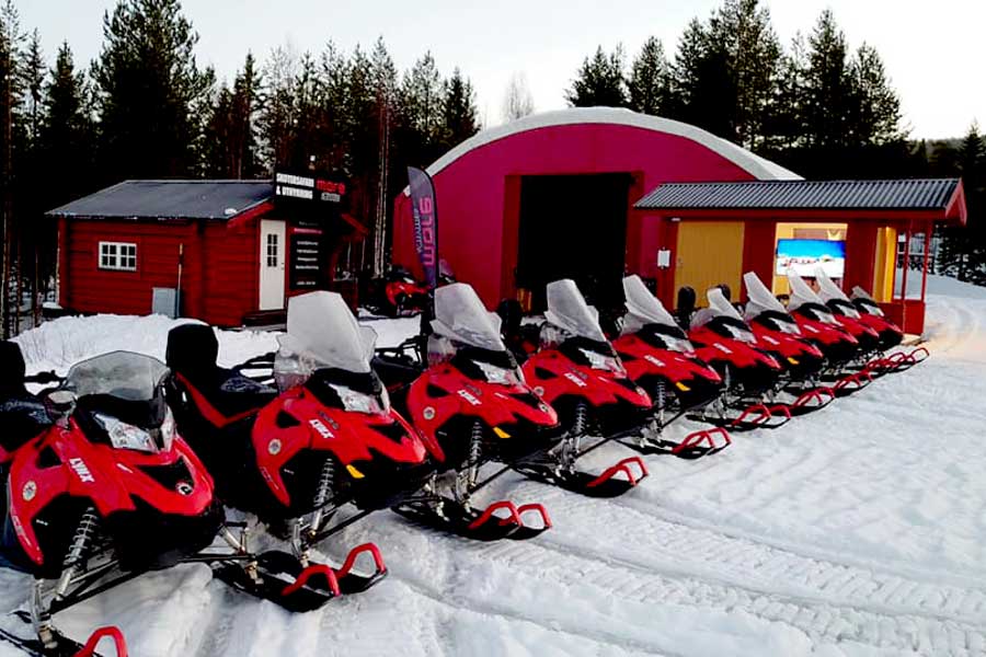 Sneeuwscootersafari Stöten hele dag - 7uur